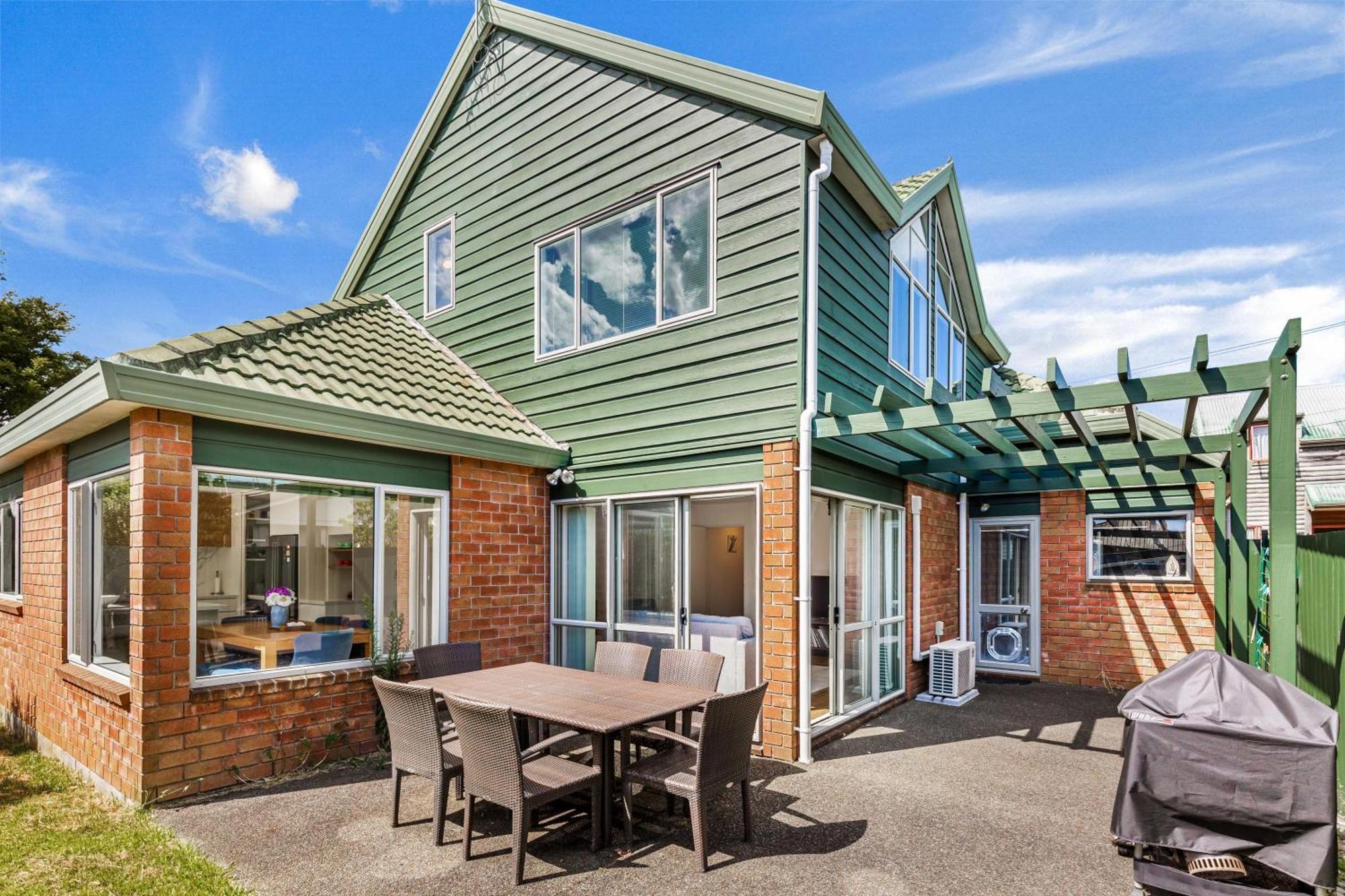 Private And Sunny 3-Bedroom Home With Parking Auckland Exterior foto